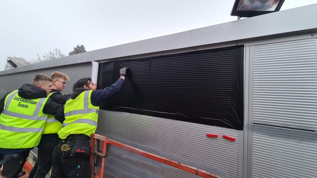 Showroom exterior wrapping.