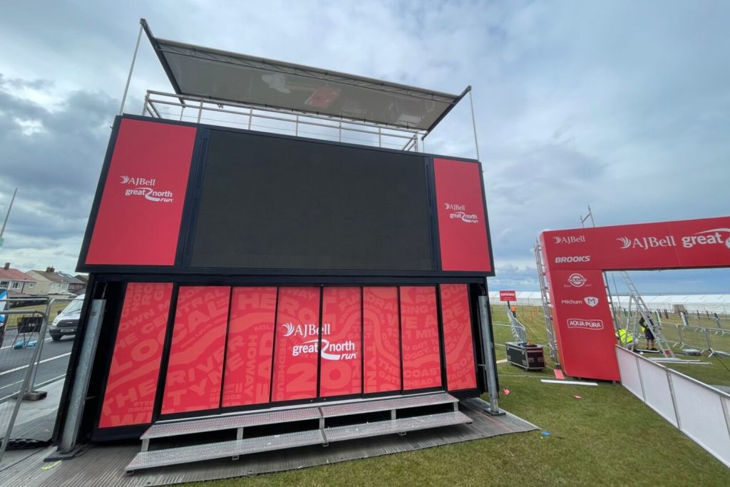 AJ Bell Great North Run - cabin wrap stage